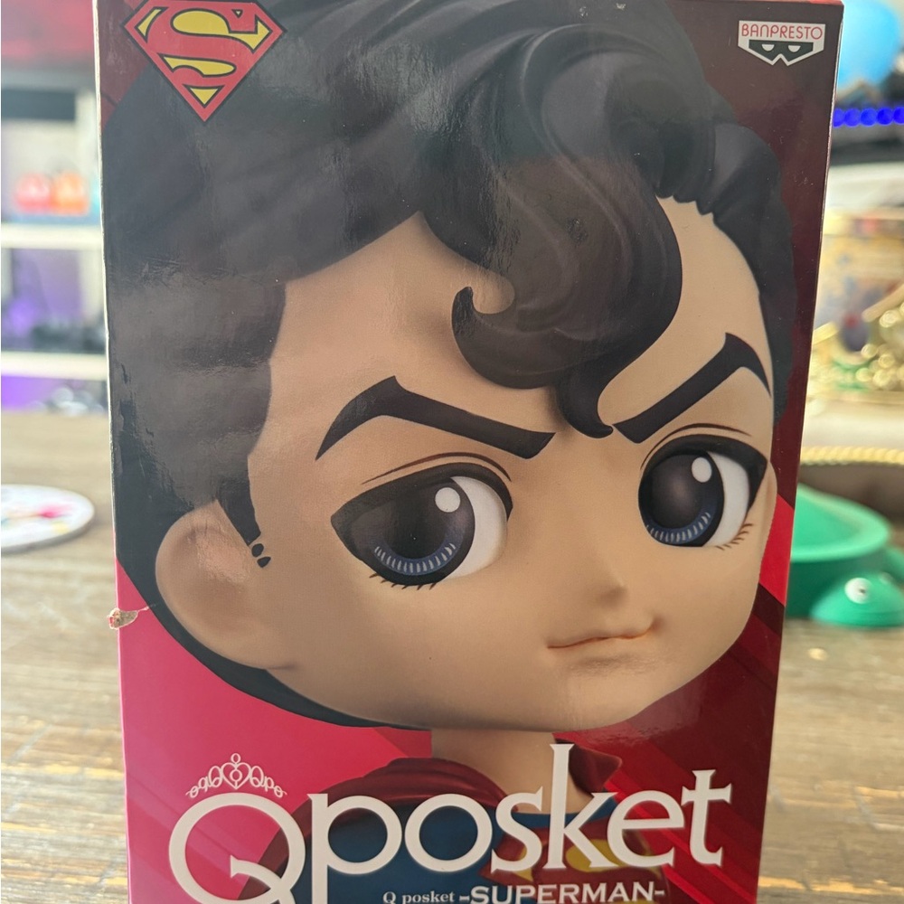 Qposket Superman Figure - Red & Blue Box - Picture 3 of 4